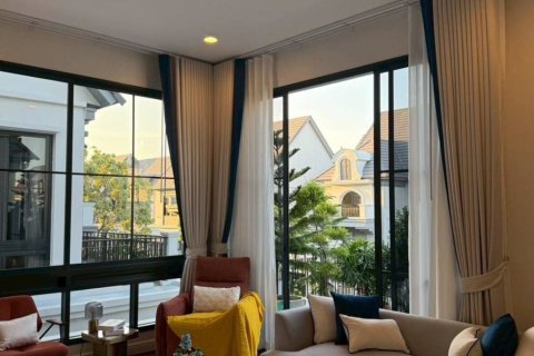 Дом в Бангкоке, Таиланд с 4 спальнями  № 156791 - фото 6