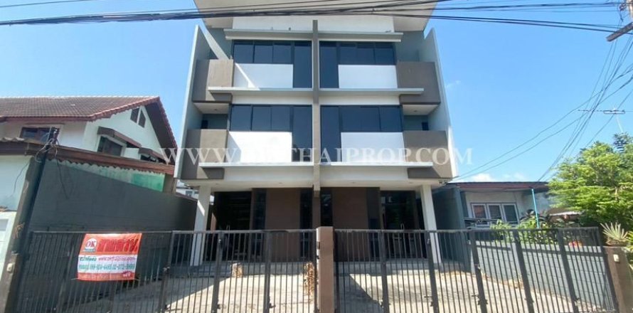 Townhouse in Nonthaburi, Thailand 3 bedrooms № 156686
