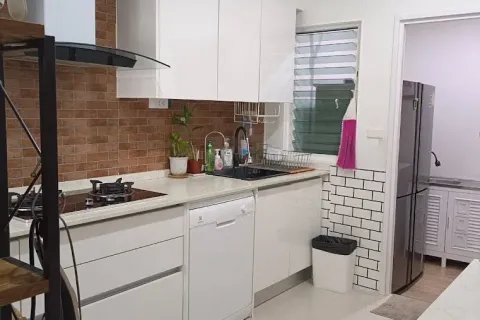 Maison à Pak Kret, Thaïlande 4 chambres № 156684 - photo 16