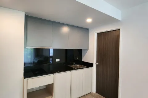 Condo in Bang Na, Bangkok, Thailand, 2 bedrooms  № 156685