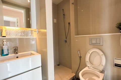 Condo in Watthana, Bangkok, Thailand, 2 bedrooms № 200894 - photo 11