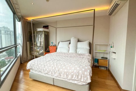 Condo in Watthana, Bangkok, Thailand, 2 bedrooms № 200894 - photo 6