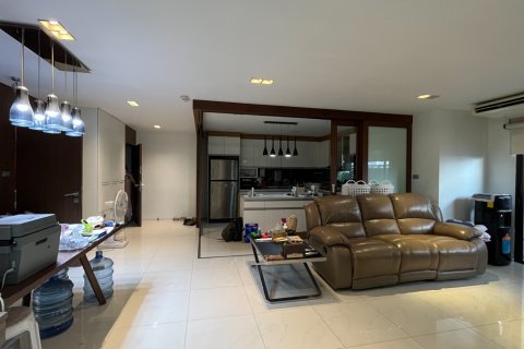 คอนโดมิเนียมในวัฒนา, กรุงเทพฯ, ประเทศไทย, 3 ห้องนอน № 200896 - รูปถ่าย 3