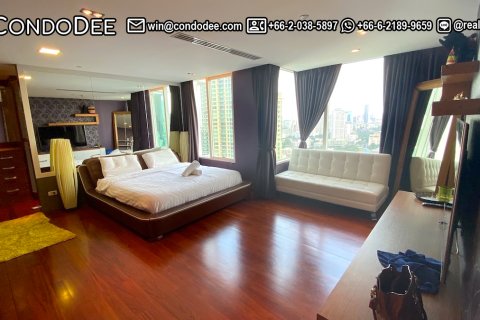 Condo in Watthana, Bangkok, Thailand, 3 bedrooms № 200891 - photo 8