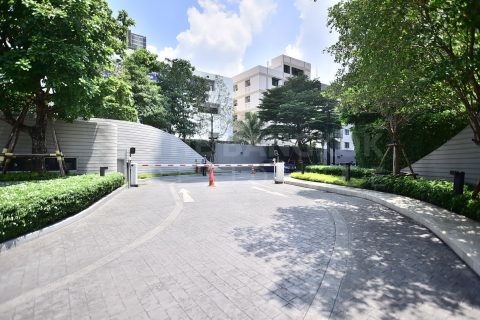 Condo in Bangkok, Thailand, 1 bedroom  № 185417 - photo 4