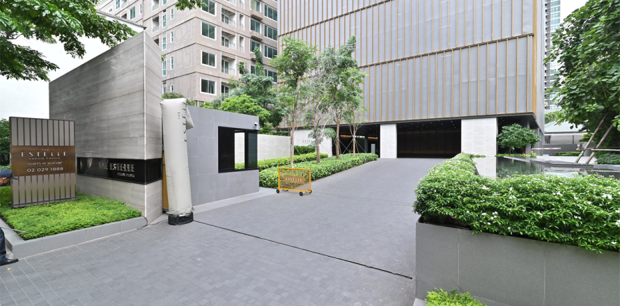 Condo in Bangkok, Thailand, 2 bedrooms  № 189855