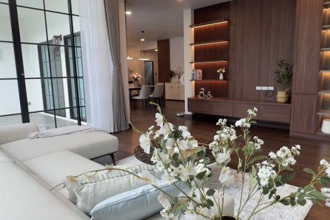 Villa in Hang Dong, Thailand 4 bedrooms № 154041 - photo 6