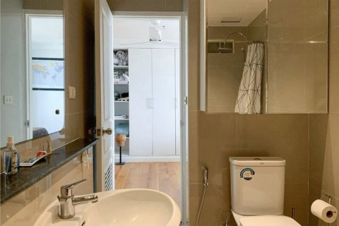 Condo à Khlong Toei, Bangkok, Thaïlande, 3 chambres № 154043 - photo 11
