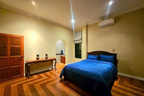 Вилла в Хуа Хине, Таиланд с 4 спальнями  № 154044 - фото 23