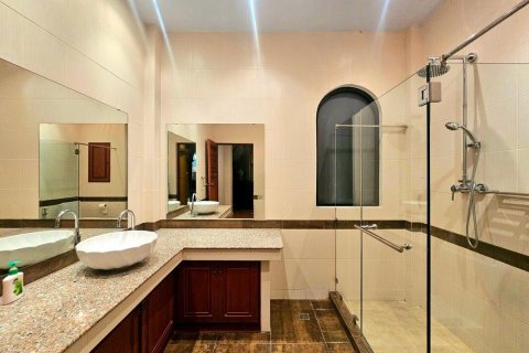 Вилла в Хуа Хине, Таиланд с 4 спальнями  № 154044 - фото 24