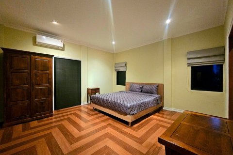 Вилла в Хуа Хине, Таиланд с 4 спальнями  № 154044 - фото 19