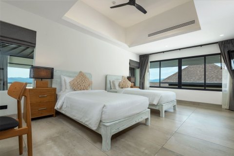 Villa in Phuket, Thailand 4 bedrooms № 154040 - photo 18
