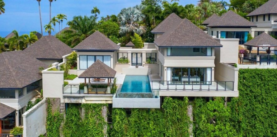 Villa in Phuket, Thailand 4 bedrooms № 154040
