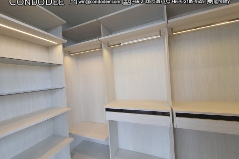 Condo in Pathum Wan, Bangkok, Thailand, 2 bedrooms № 200858 - photo 23