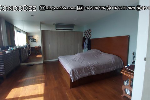 Condo à Watthana, Bangkok, Thaïlande, 3 chambres № 200859 - photo 2