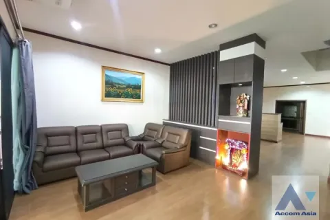 Reihenhaus in Bang Kho Laem, Bangkok, Thailand 4 Schlafzimmer № 216226 - Foto 3