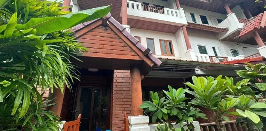 Reihenhaus in Watthana, Bangkok, Thailand 4 Schlafzimmer № 216221