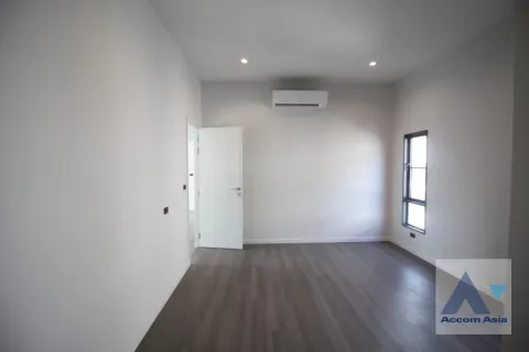 Haus in Bang Phli Yai, Thailand 5 Schlafzimmer № 216224 - Foto 17