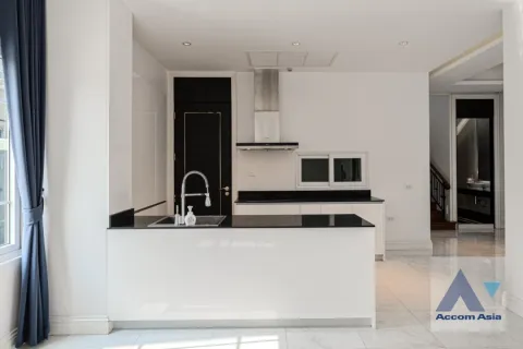 Haus in Phaya Thai, Bangkok, Thailand 5 Schlafzimmer № 216672 - Foto 6