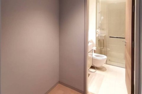 Condo in Bangkok, Thailand, 2 bedrooms № 180842 - photo 14