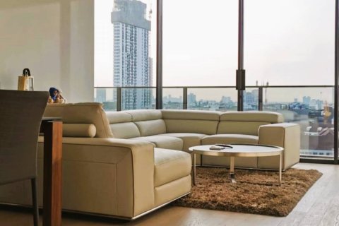 Condo in Bangkok, Thailand, 2 bedrooms № 180842 - photo 4