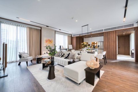 Condo in Bangkok, Thailand, 2 bedrooms  № 180844 - photo 14