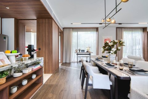 Condo in Bangkok, Thailand, 2 bedrooms  № 180844 - photo 18
