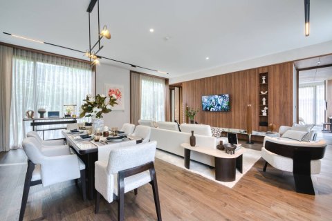 Condo in Bangkok, Thailand, 2 bedrooms  № 180844 - photo 12