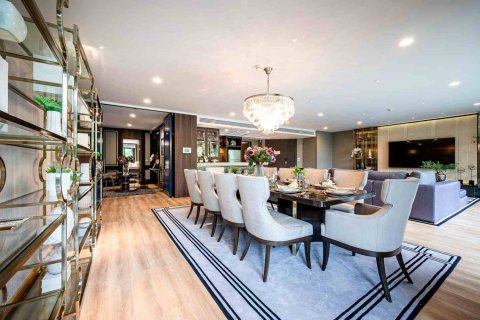 Condo in Bangkok, Thailand, 4 bedrooms  № 180843 - photo 11