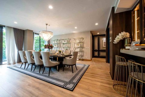 Condo in Bangkok, Thailand, 4 bedrooms  № 180843 - photo 12