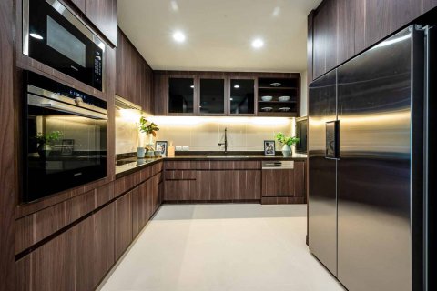 Condo in Bangkok, Thailand, 4 bedrooms  № 180843 - photo 22