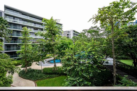 Condo in Bangkok, Thailand, 4 bedrooms  № 180843 - photo 17