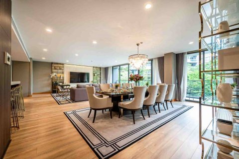 Condo in Bangkok, Thailand, 4 bedrooms  № 180843 - photo 5