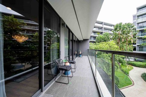 Condo in Bangkok, Thailand, 4 bedrooms  № 180843 - photo 16