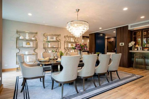 Condo in Bangkok, Thailand, 4 bedrooms  № 180843 - photo 6
