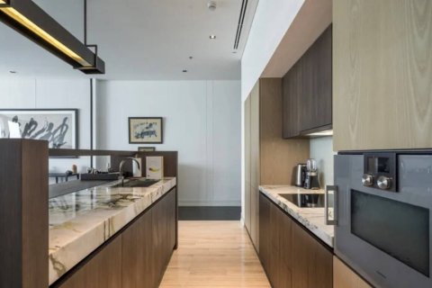 Condo in Bangkok, Thailand, 3 bedrooms  № 180845 - photo 6