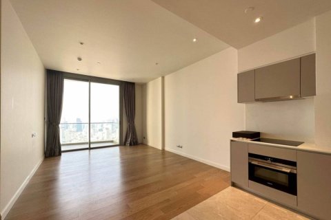 Condo in Bangkok, Thailand, 2 bedrooms  № 180848 - photo 4