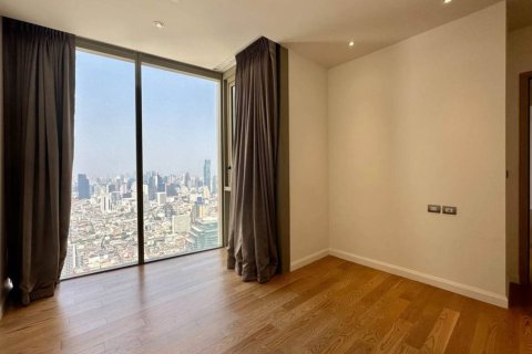 Condo in Bangkok, Thailand, 2 bedrooms  № 180848 - photo 14
