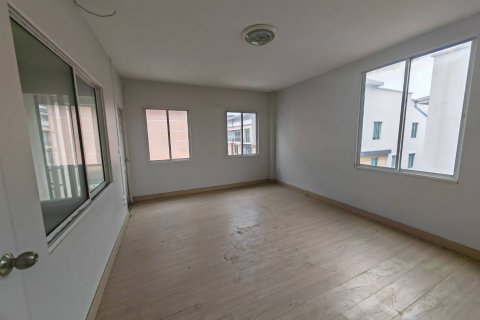 Townhouse à Lat Krabang, Bangkok, Thaïlande 3 chambres № 145053 - photo 9