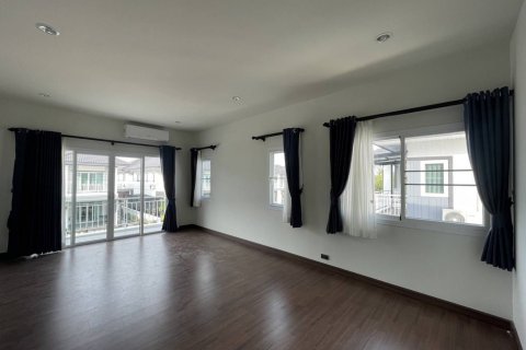 Дом в Накхонратчасиме, Таиланд с 4 спальнями № 145058 - фото 10