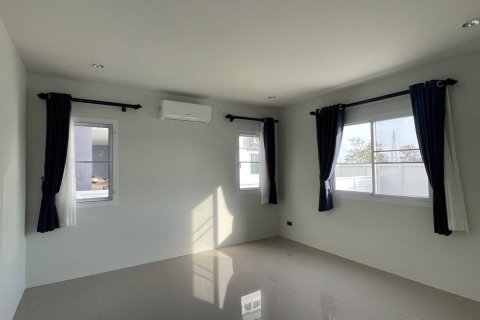 Дом в Накхонратчасиме, Таиланд с 4 спальнями № 145058 - фото 9