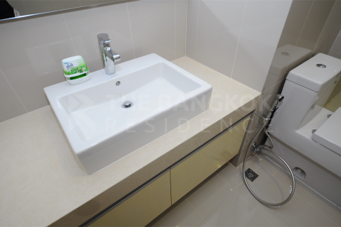 Condo in Bangkok, Thailand, 2 bedrooms № 184611 - photo 6