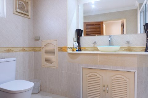 Studio in the Condo on Jomtien Beach, Pattaya, Thailand  № 173964 - photo 10