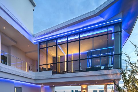 Кондоминиум с 2 спальнями в Ваттхане, Бангкок, Таиланд № 161812 - фото 3