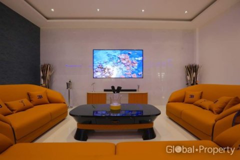 Дом в Паттайе, Таиланд с 7 спальнями № 155277 - фото 13