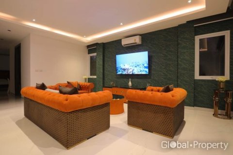 Дом в Паттайе, Таиланд с 7 спальнями № 155277 - фото 22