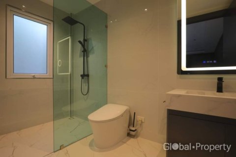 Дом в Паттайе, Таиланд с 7 спальнями № 155277 - фото 30