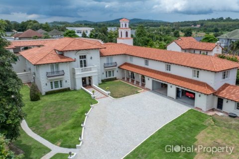 Maison à Pattaya, Thaïlande 6 chambres № 155279 - photo 27