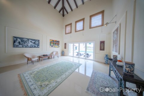 Maison à Pattaya, Thaïlande 6 chambres № 155279 - photo 18