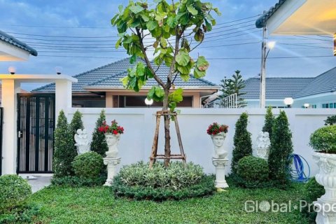 Дом в Паттайе, Таиланд с 4 спальнями № 155276 - фото 3